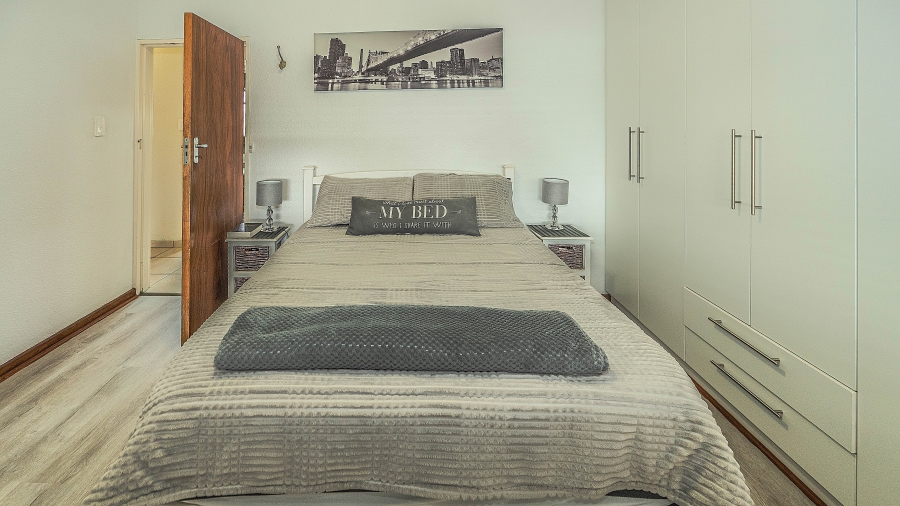 3 Bedroom Property for Sale in Protea Heights Western Cape